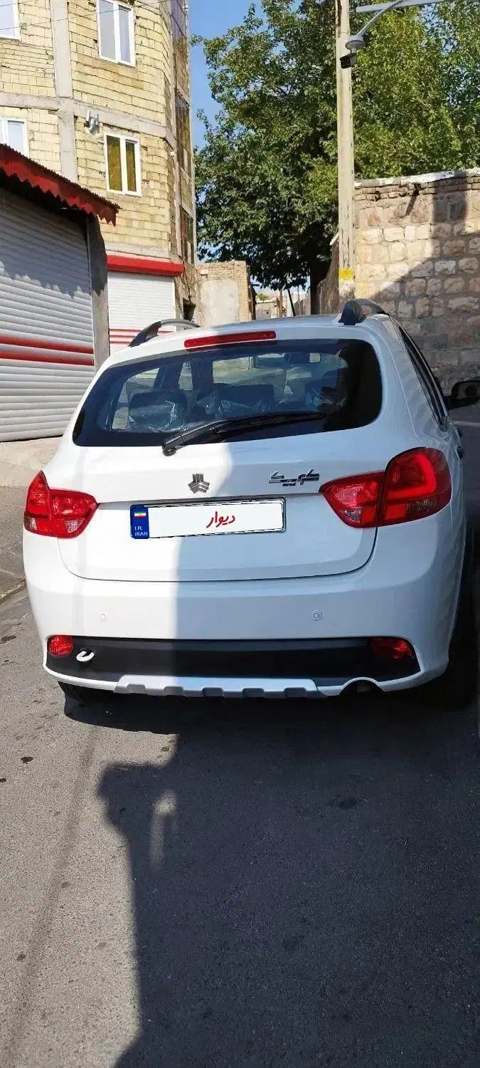 خودرو کوییک، معمولی آگهی ann_19922261