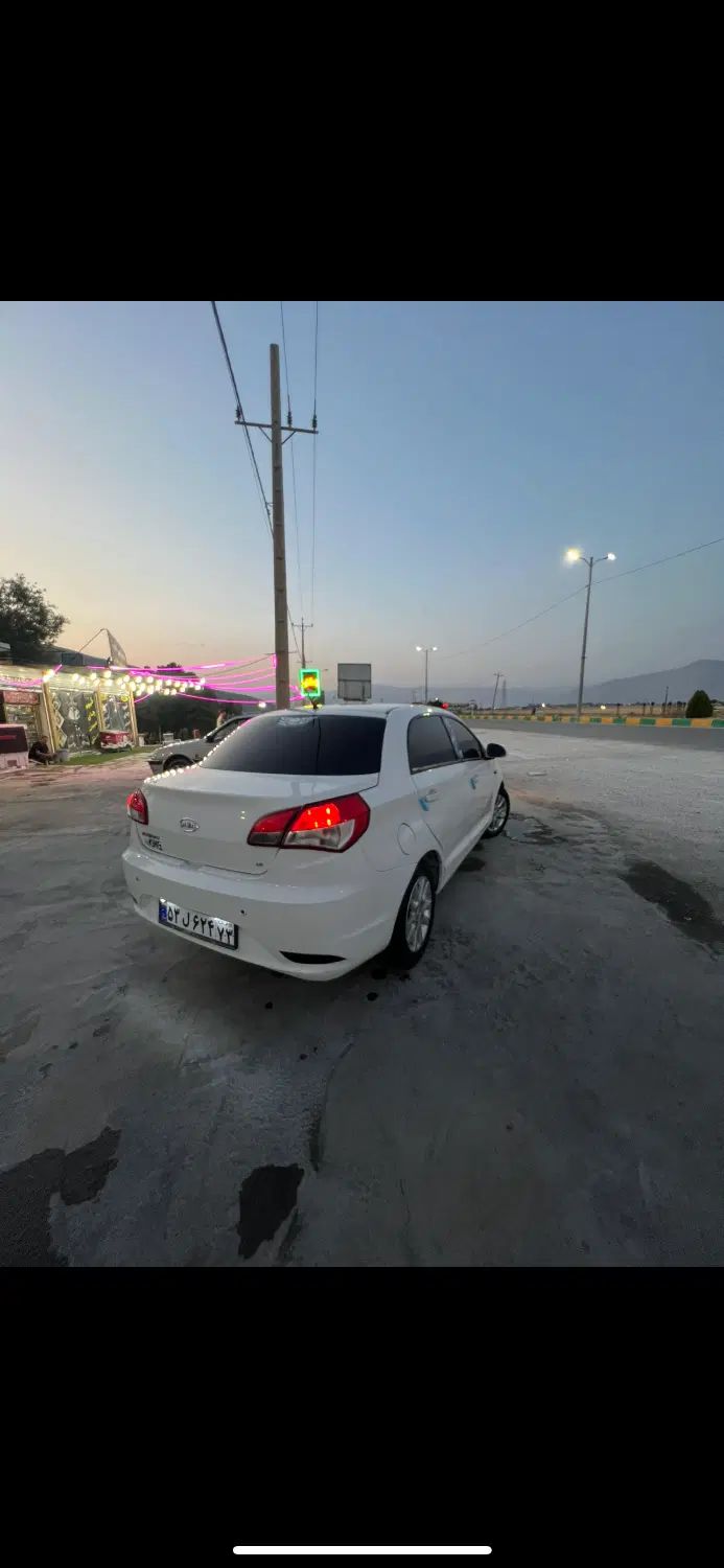 ام وی ام 315 صندوقدار اسپرت دنده‌ای - 1395