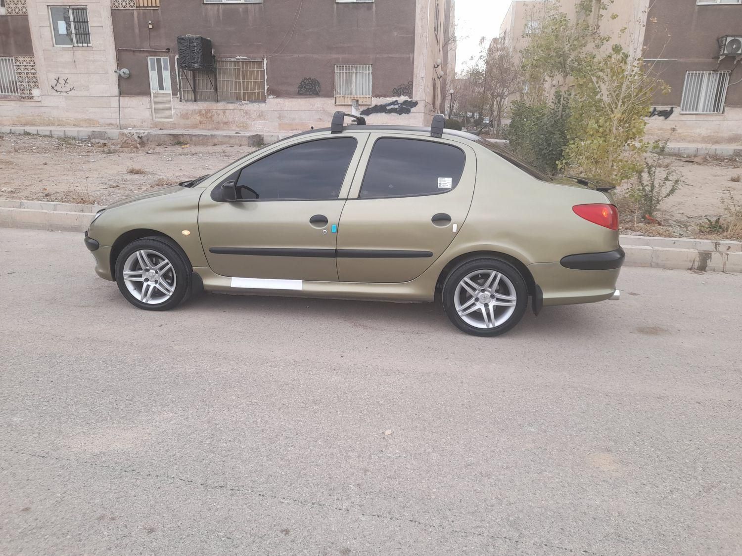 پژو ۲۰۶ صندوق دار v8 - 1385