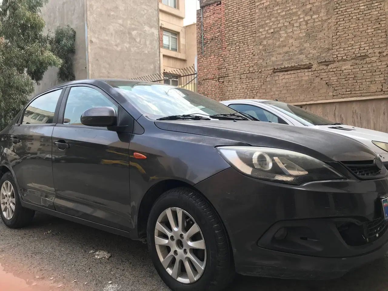 ام وی ام 315 صندوقدار اسپرت دنده‌ای - 1394