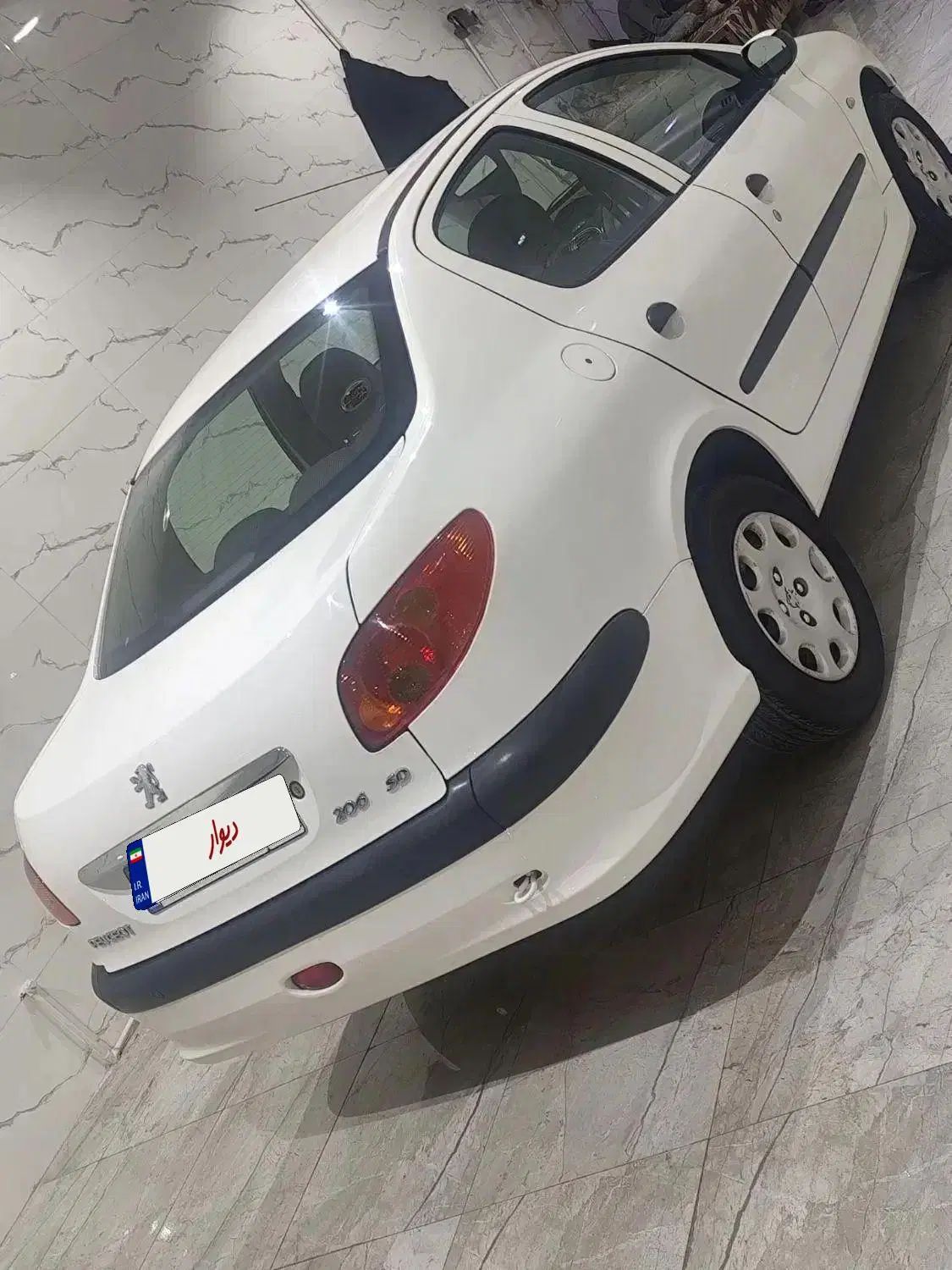 پژو ۲۰۶ صندوق دار v8 - 1393