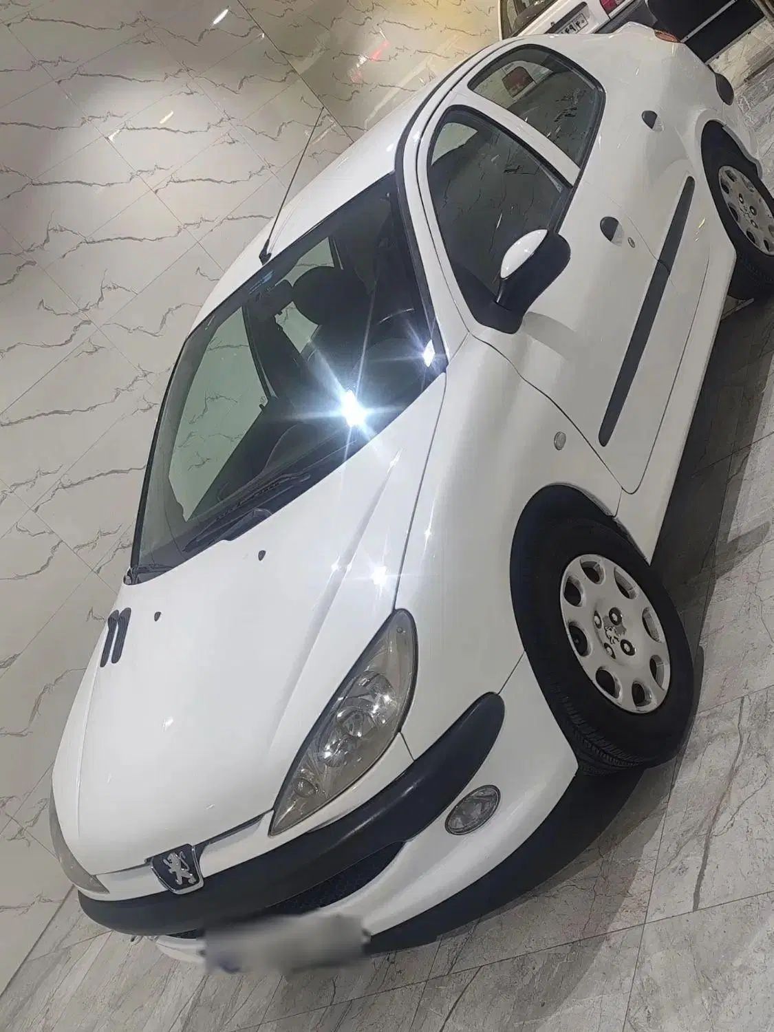 پژو ۲۰۶ صندوق دار v8 - 1393