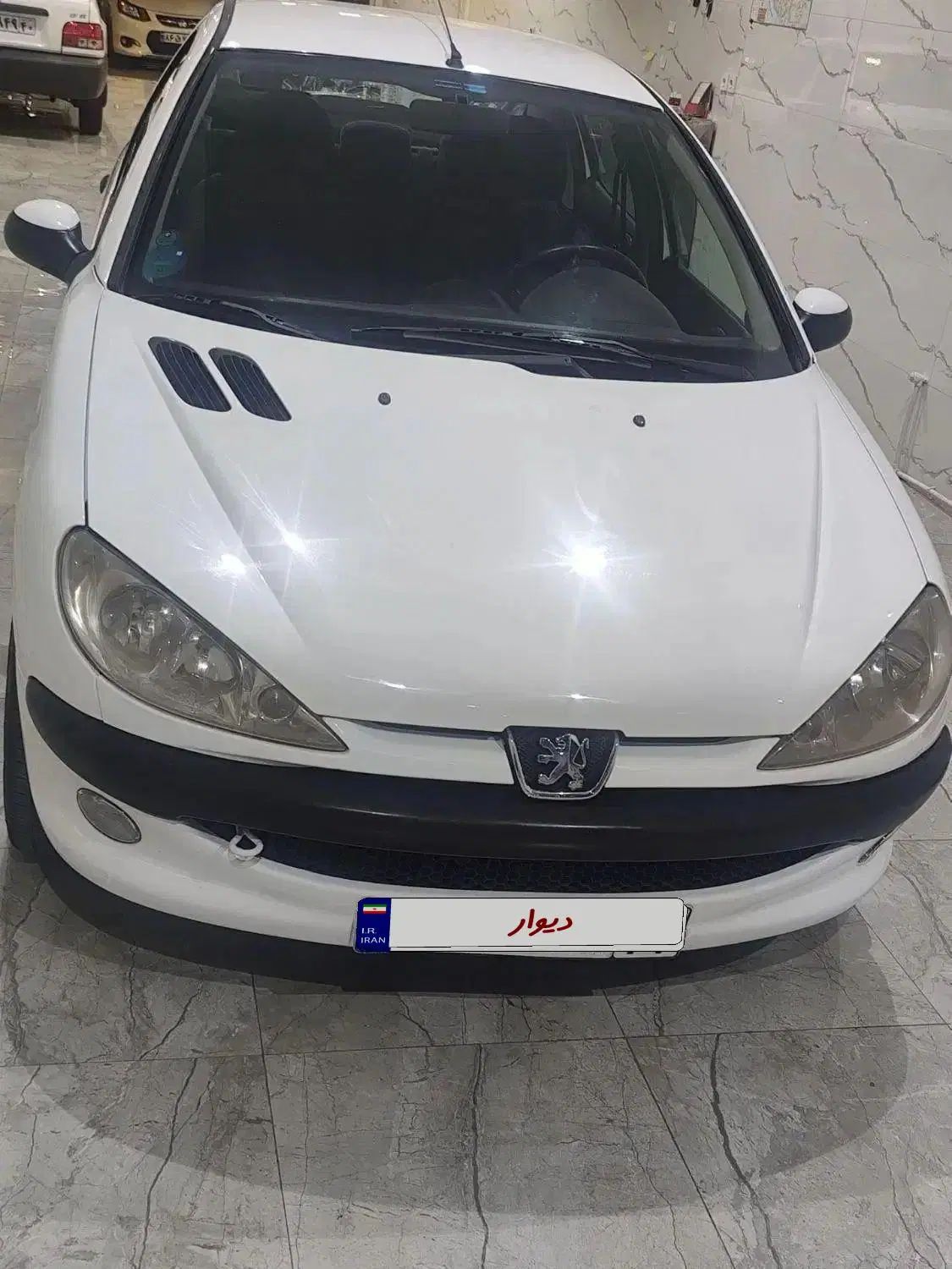 پژو ۲۰۶ صندوق دار v8 - 1393