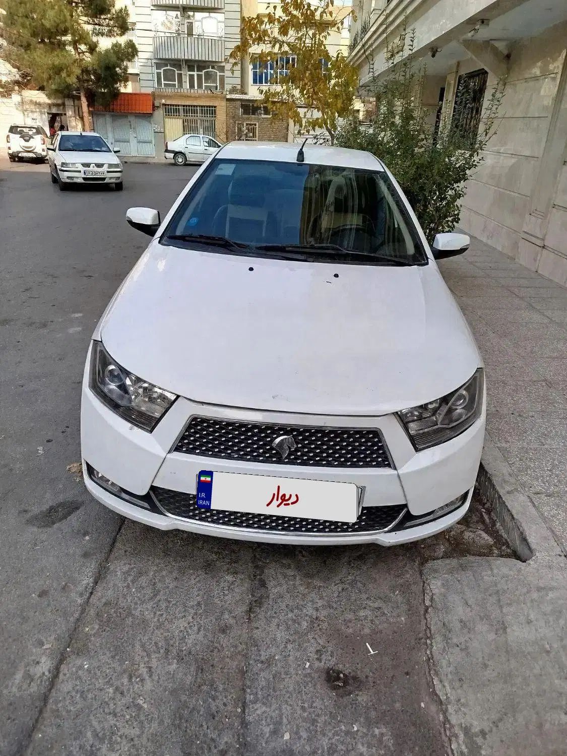 خودرو دنا، معمولی آگهی ann_19923198