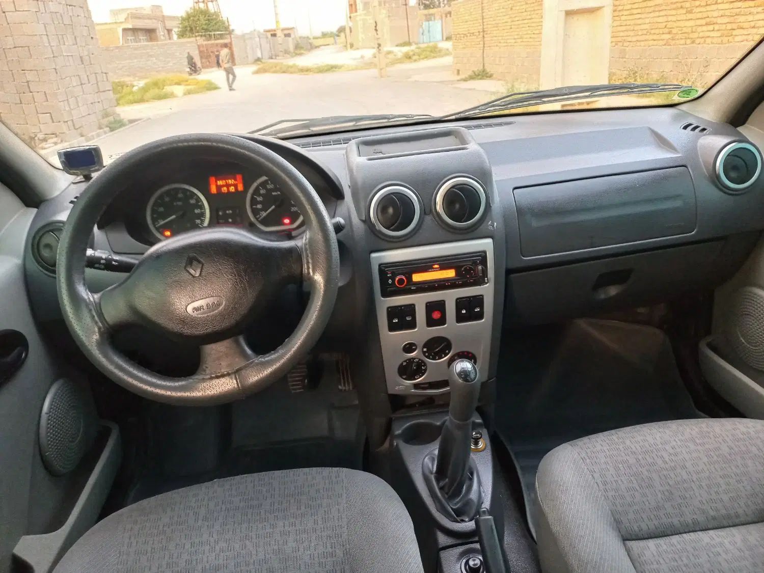 رنو تندر 90 E2 - 1388