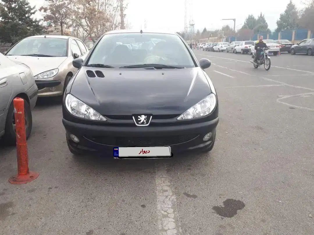 پژو ۲۰۶ صندوق دار v8 - 1398