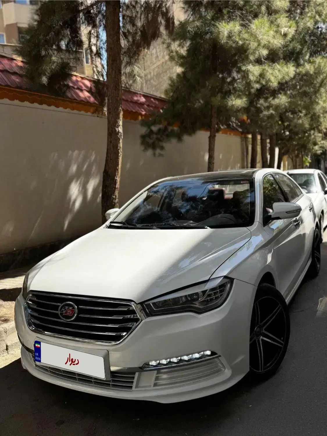 لیفان 820 اتوماتیک - 1395