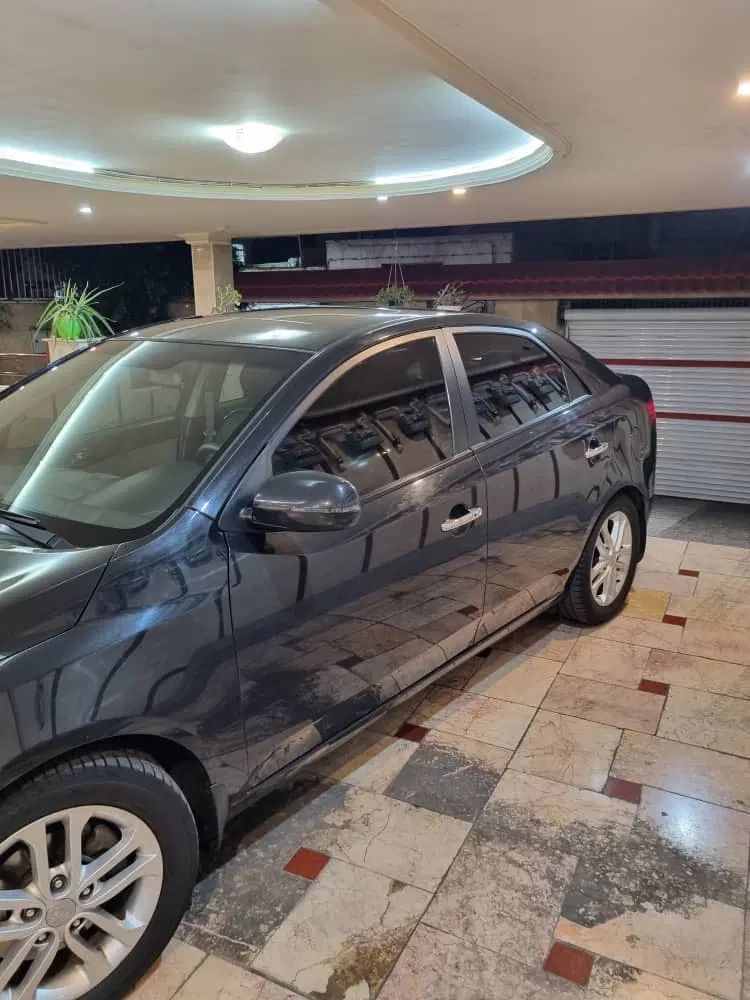کیا سراتو 2.0 لیتر اتوماتیک GT لاین - 2017