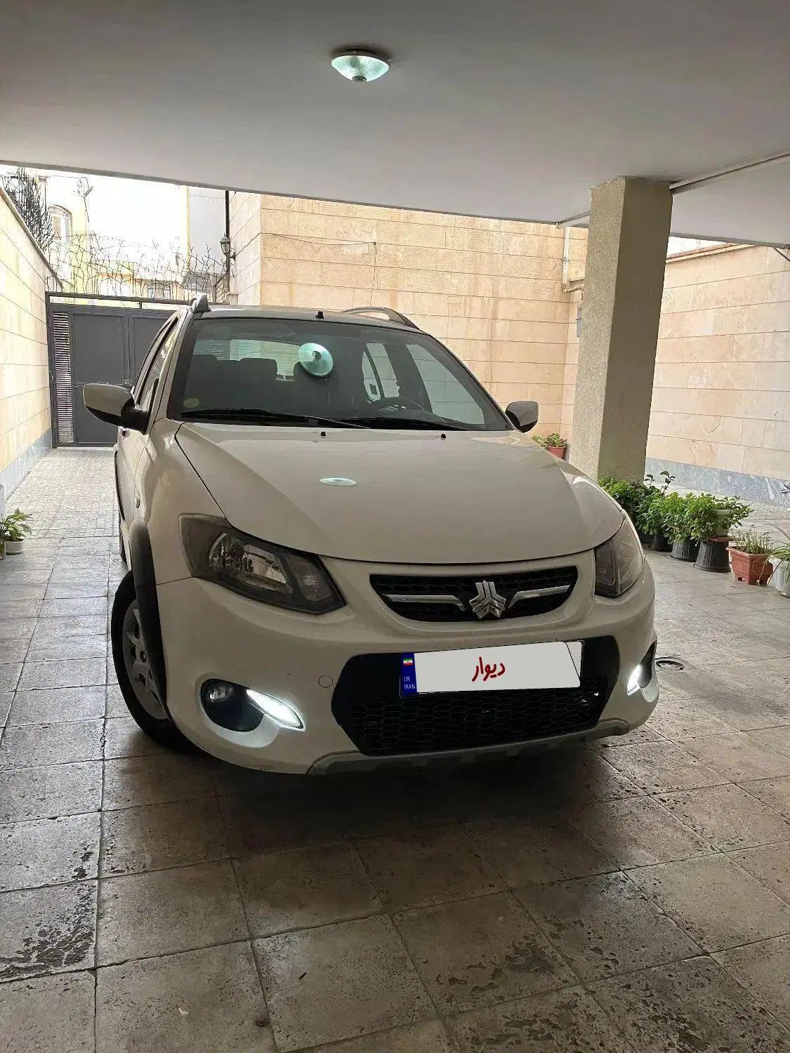 خودرو کوییک، معمولی آگهی ann_19924133