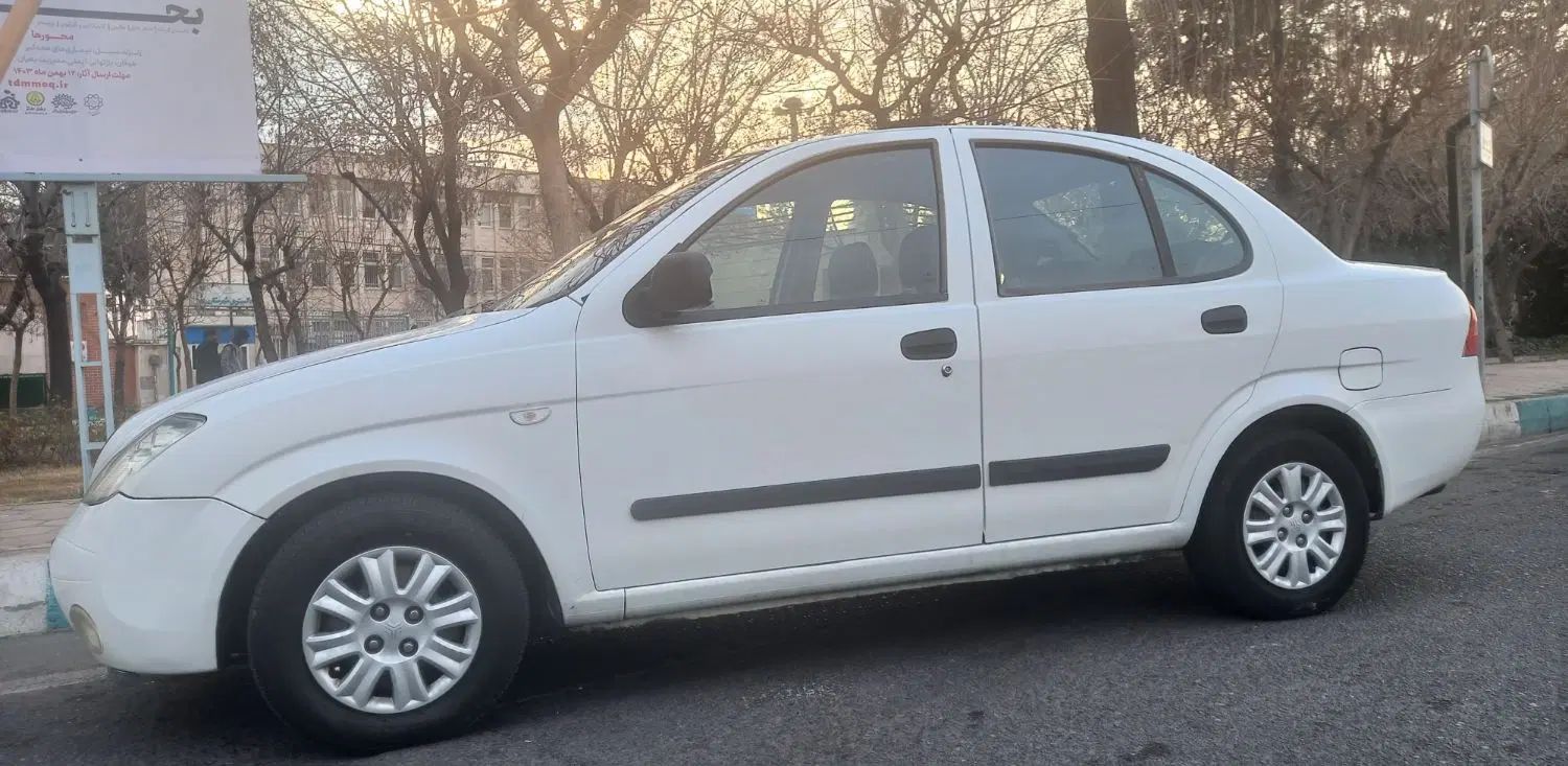 تیبا صندوق دار EX - 1395