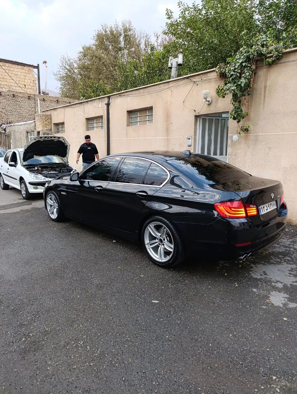 ب ام و سری 5 523i - 2011