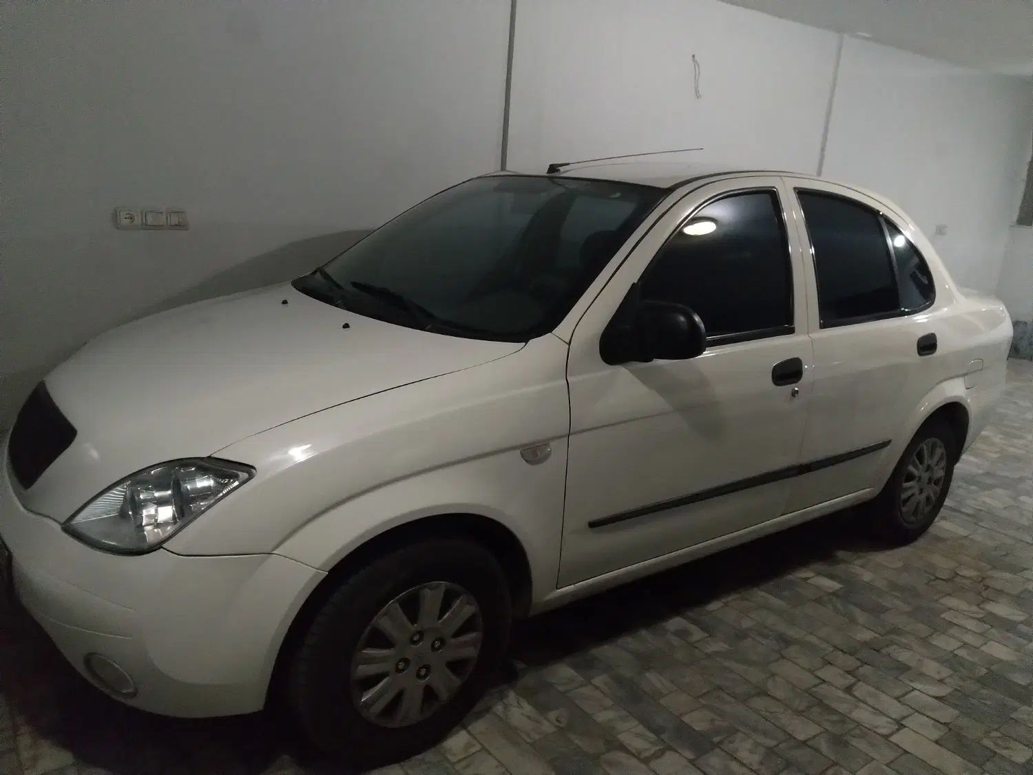 تیبا صندوق دار SX - 1395