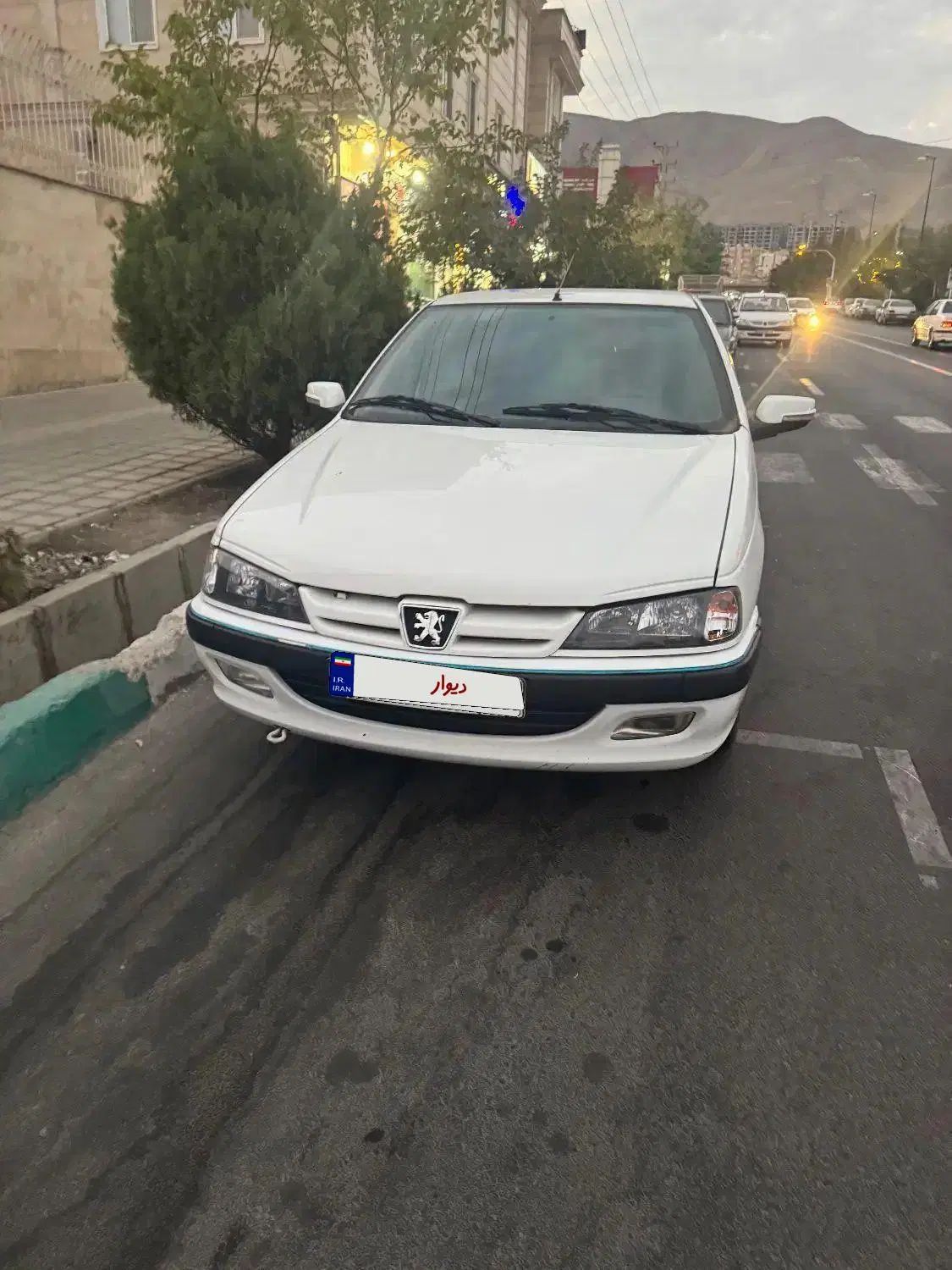 پژو پارس XU7P - 1401