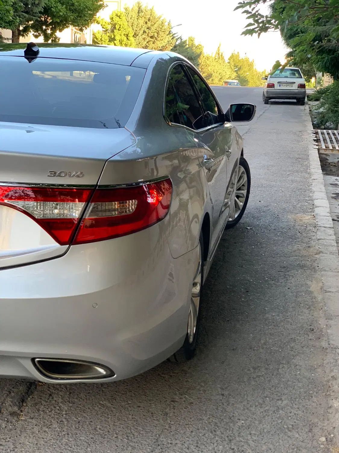 هیوندای آزرا (گرنجور) 3000cc - 2012