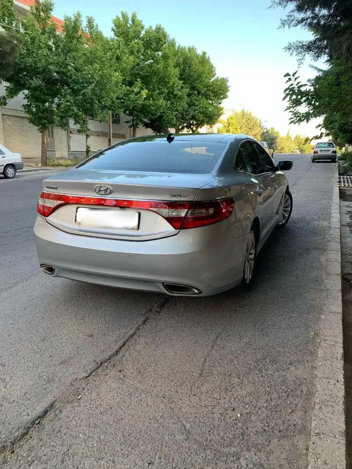 هیوندای آزرا (گرنجور) 3000cc - 2012