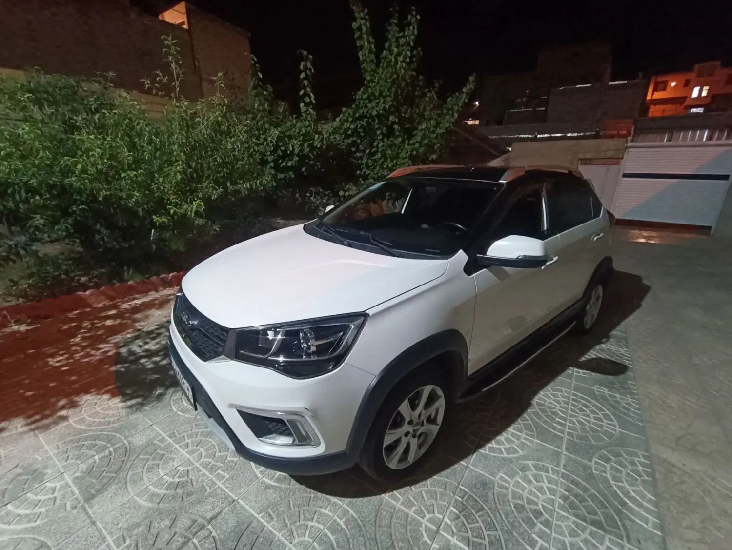خودرو ام وی ام، X22 آگهی ann_19924765
