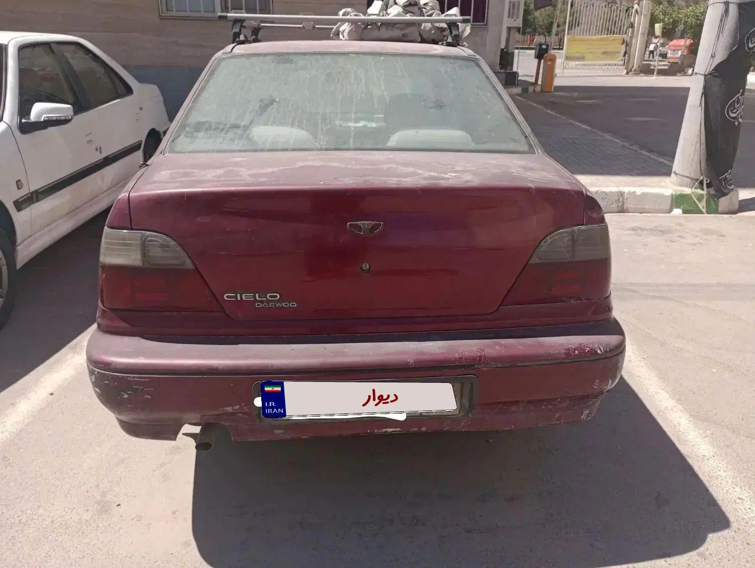دوو سیلو سدان - 1377