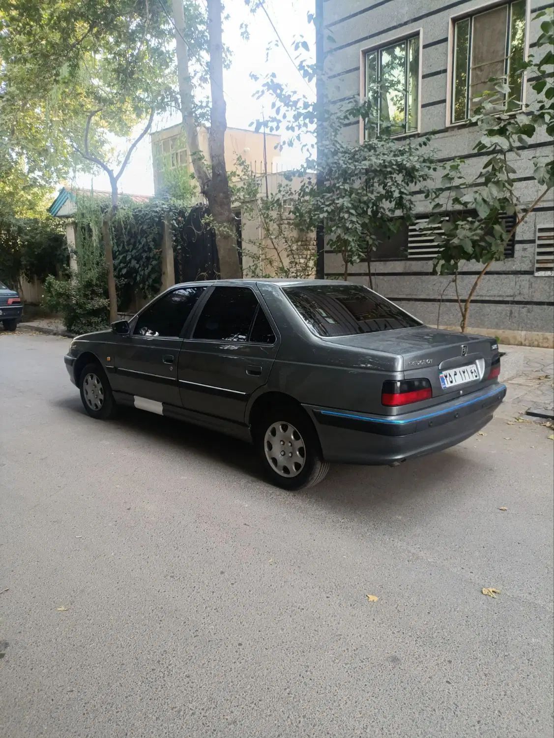 پژو پارس سال - 1392