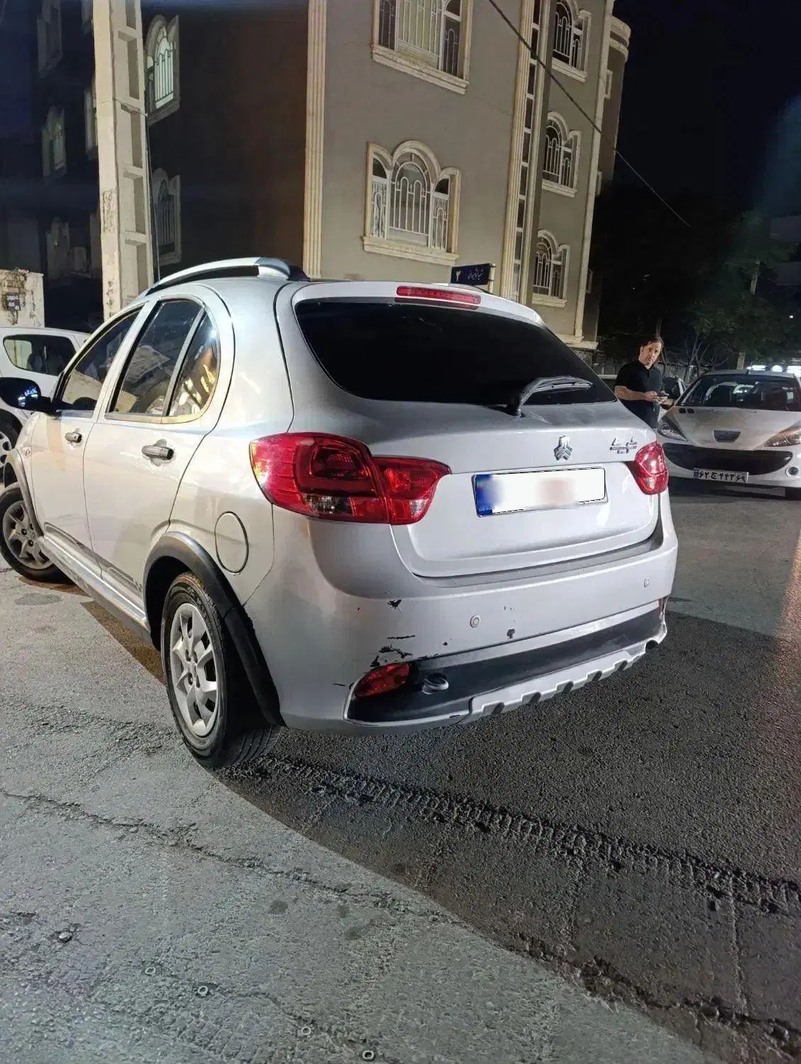 خودرو کوییک، R آگهی ann_19924935
