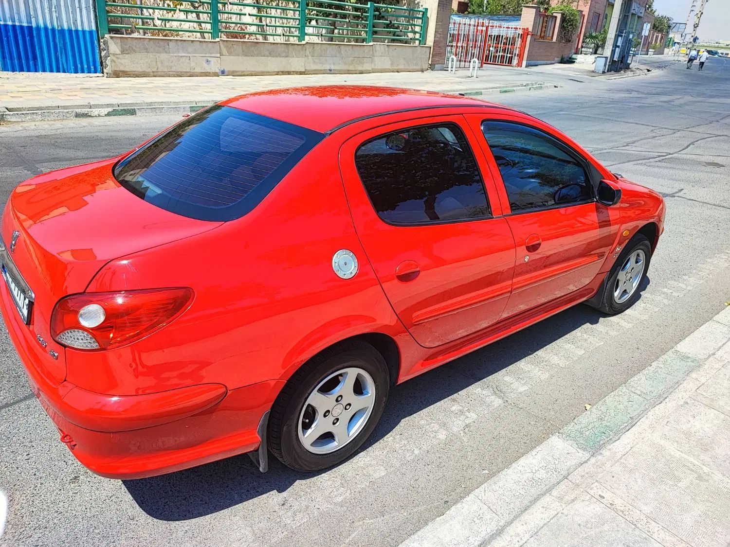 پژو ۲۰۶ صندوق دار v8 - 1391