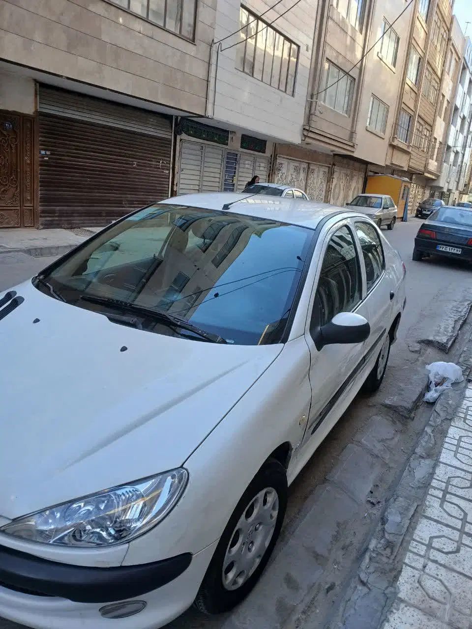 پژو ۲۰۶ صندوق دار v8 - 1396