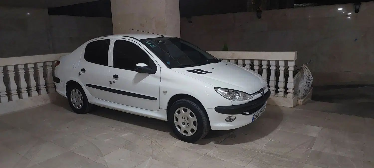 پژو ۲۰۶ صندوق دار v8 - 1395