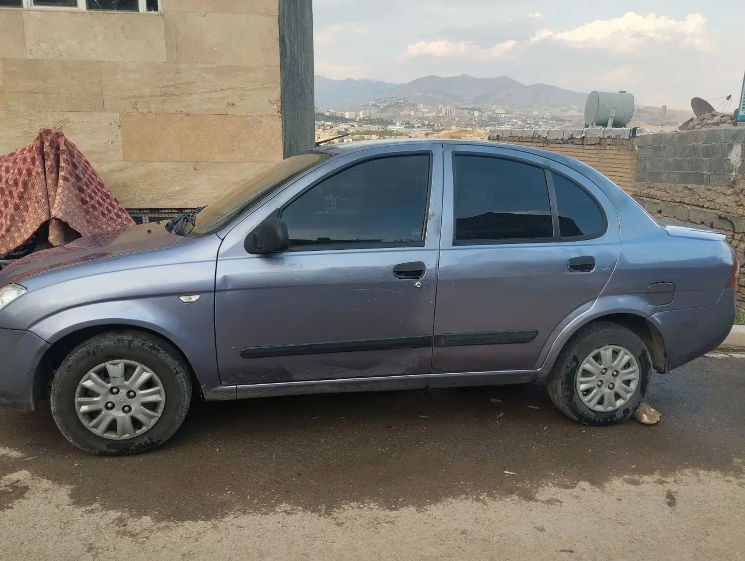 تیبا صندوق دار LX - 1391