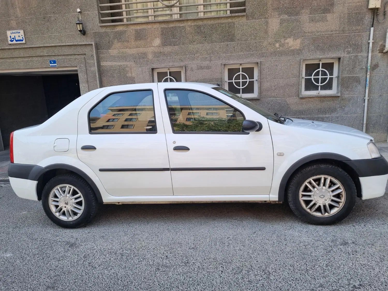 خودرو رنو، تندر 90 آگهی ann_19925402