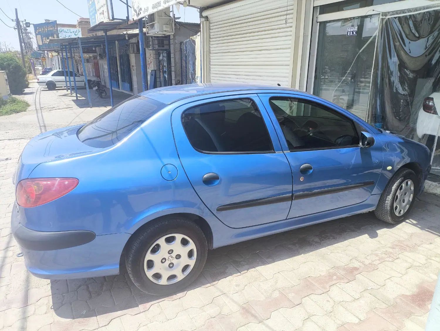 پژو ۲۰۶ صندوق دار v8 - 1395