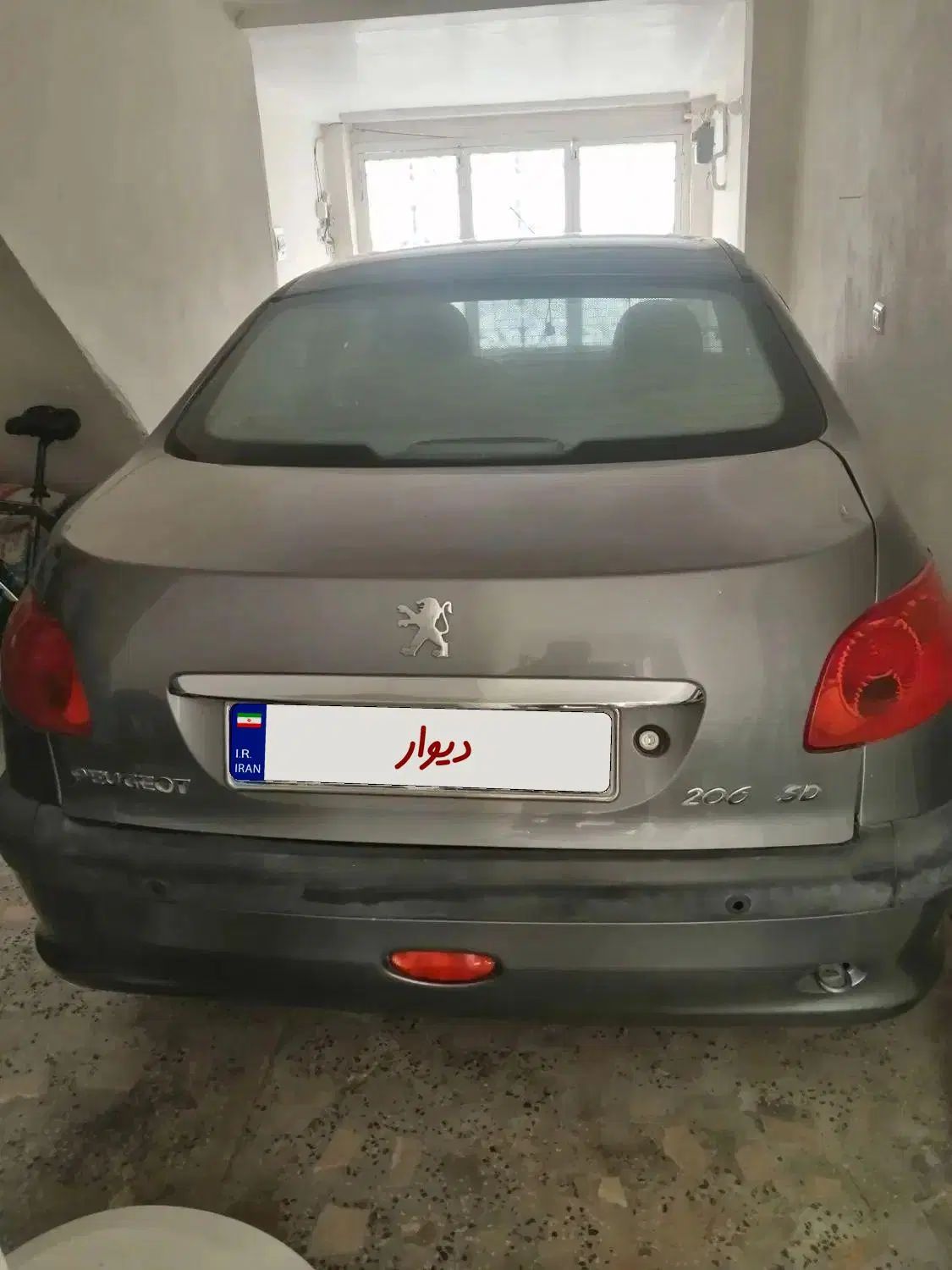 پژو ۲۰۶ صندوق دار v8 - 1395