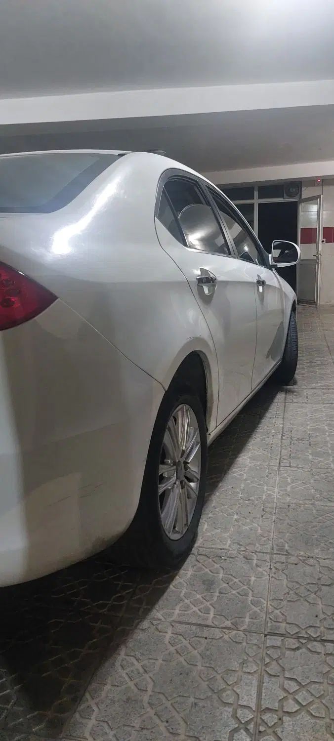 جک J5 اتوماتیک - 1394