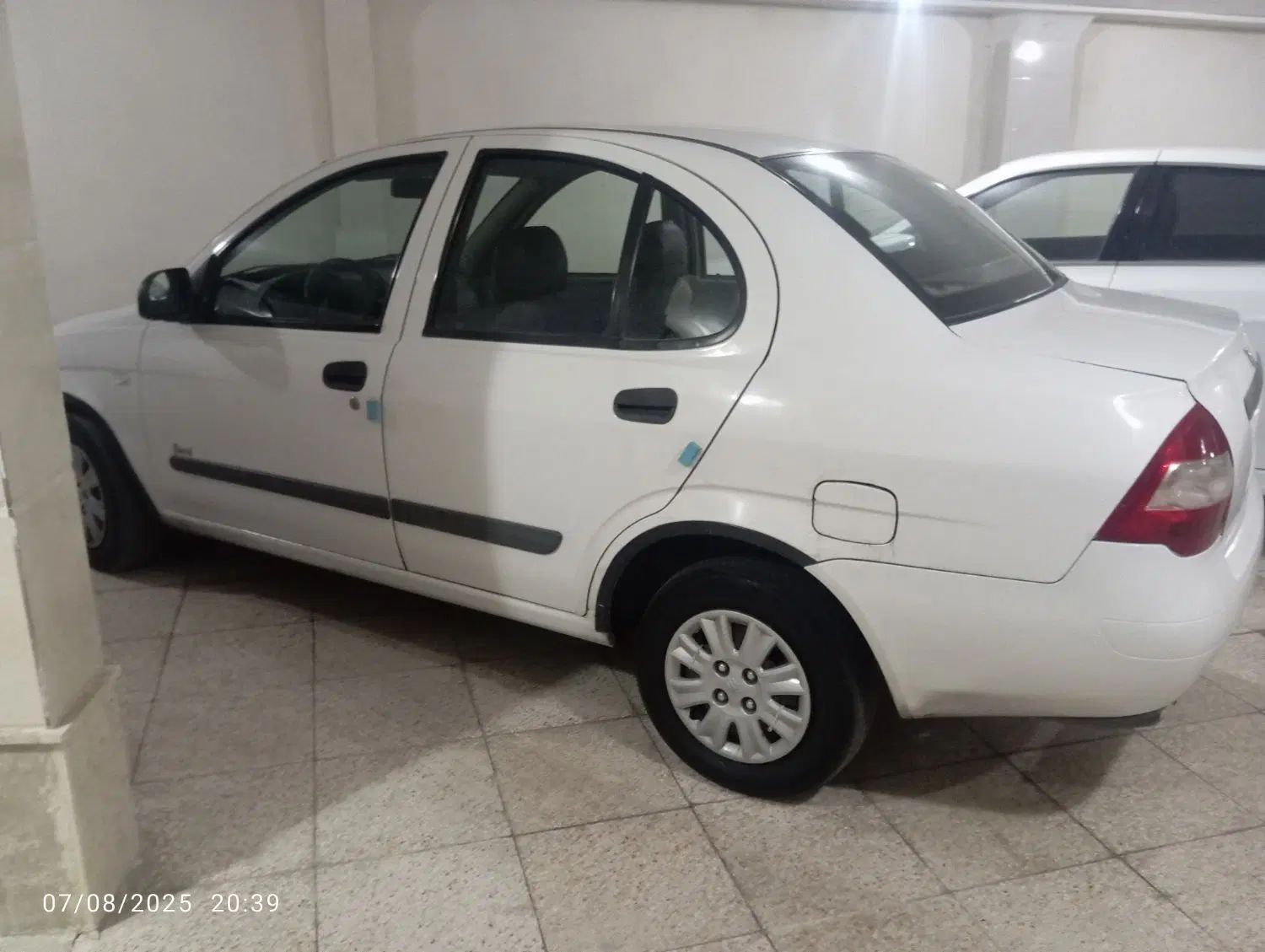 تیبا صندوق دار SX - 1392