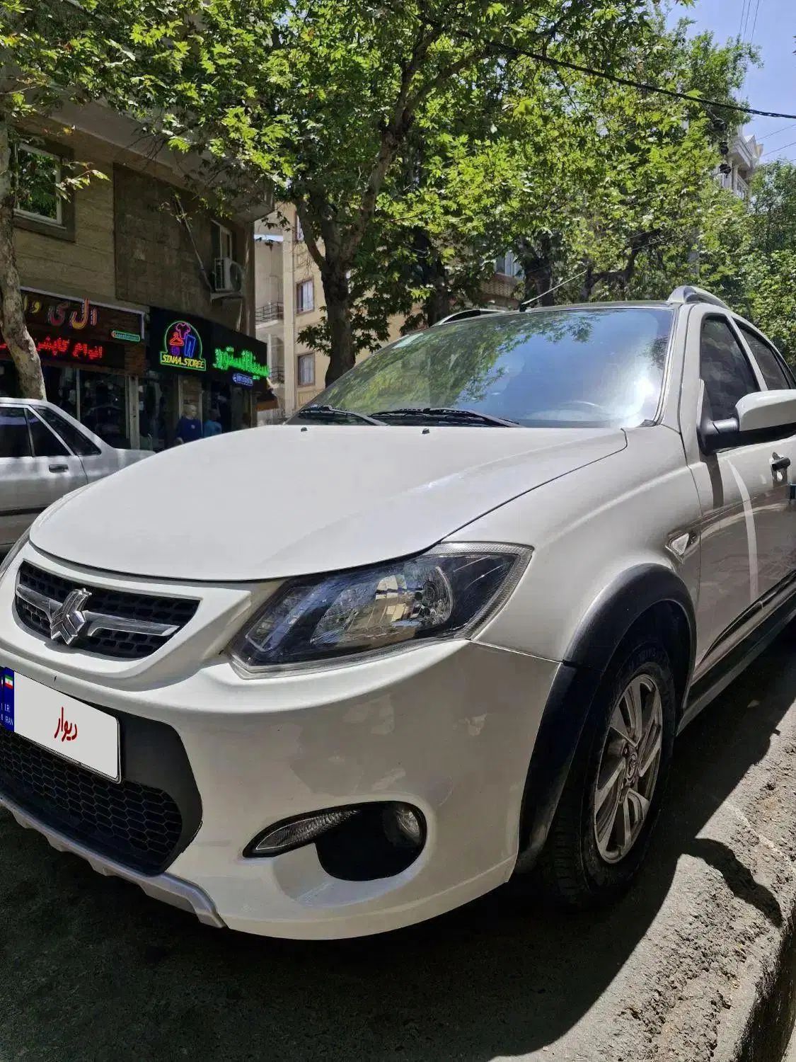 کوییک R دنده‌ای - 1402