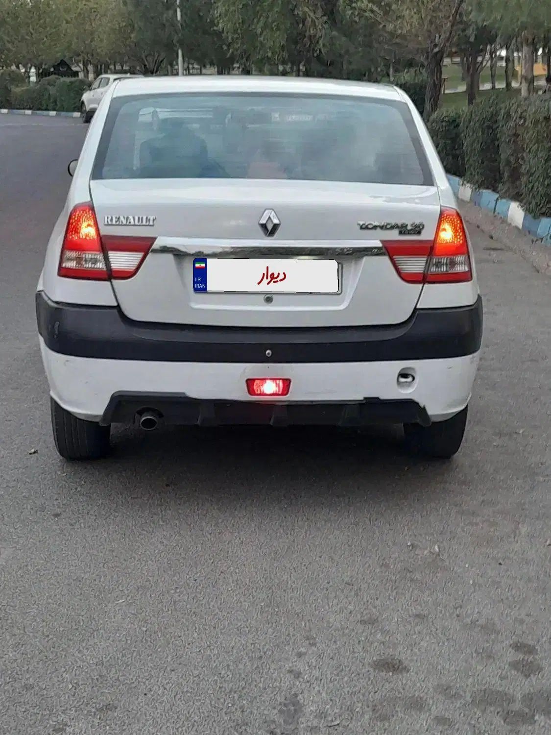 خودرو رنو، پارس تندر آگهی ann_19926370