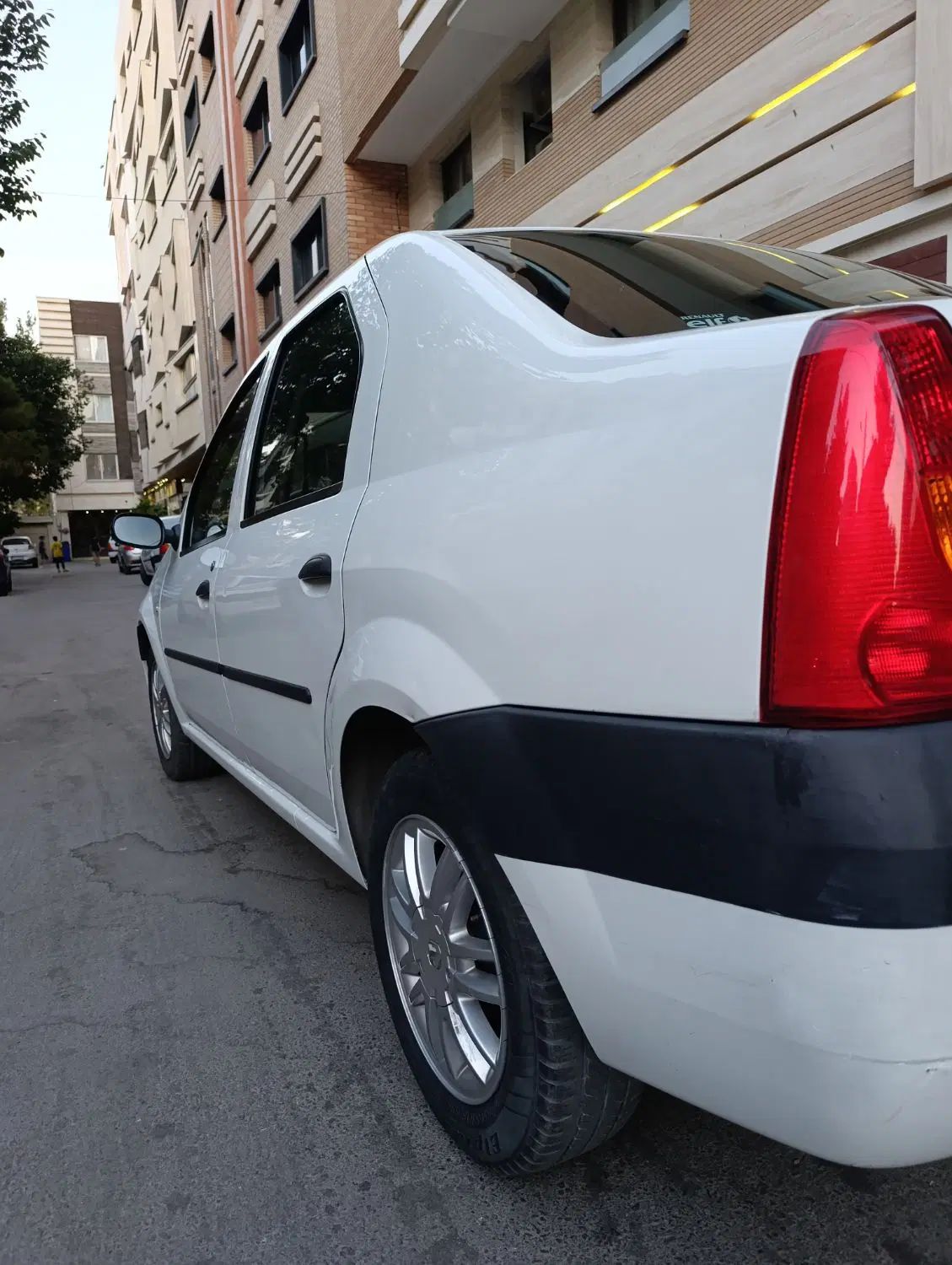 رنو تندر 90 E2 - 1395