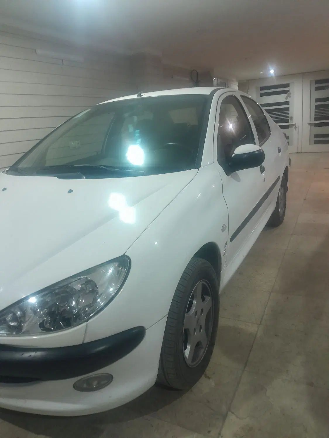 پژو ۲۰۶ صندوق دار v8 - 1397