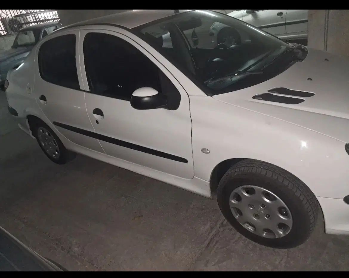 پژو ۲۰۶ صندوق دار v8 - 1399