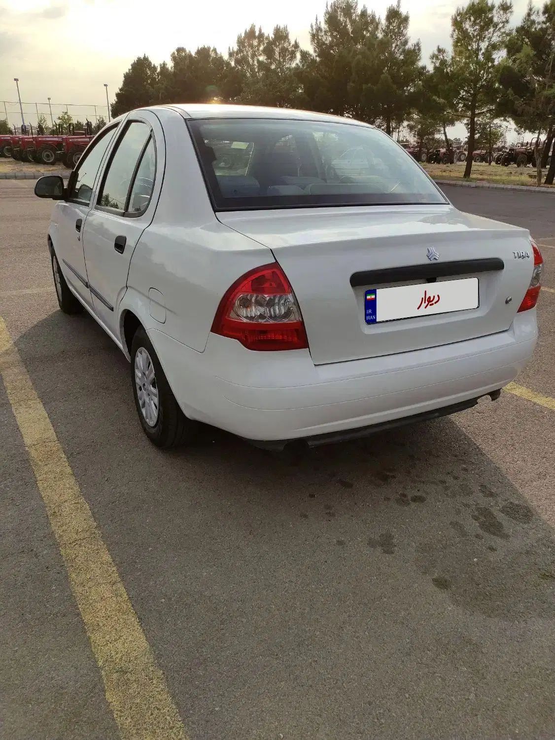 تیبا صندوق دار SX - 1400