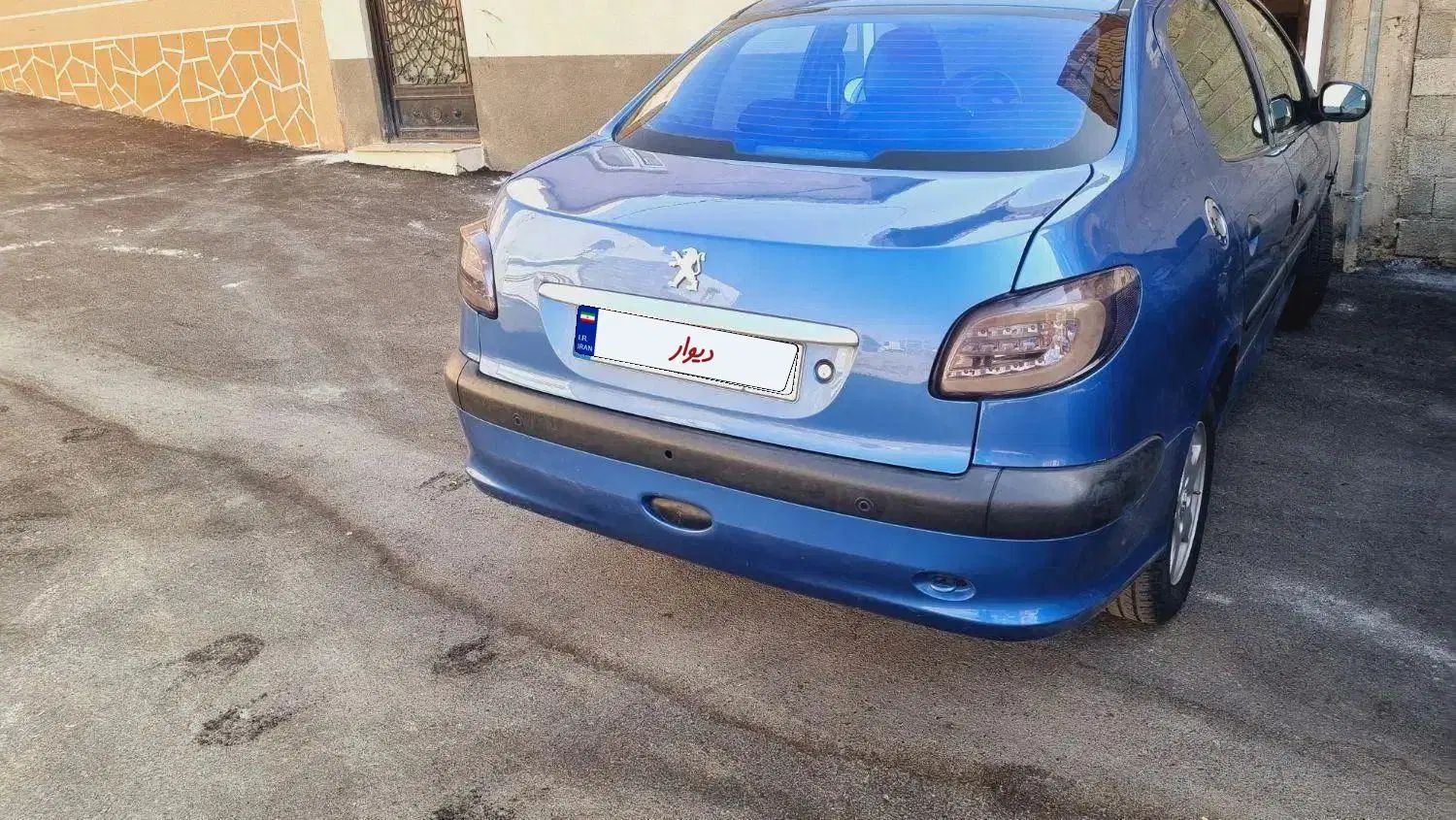 پژو ۲۰۶ صندوق دار v8 - 1393