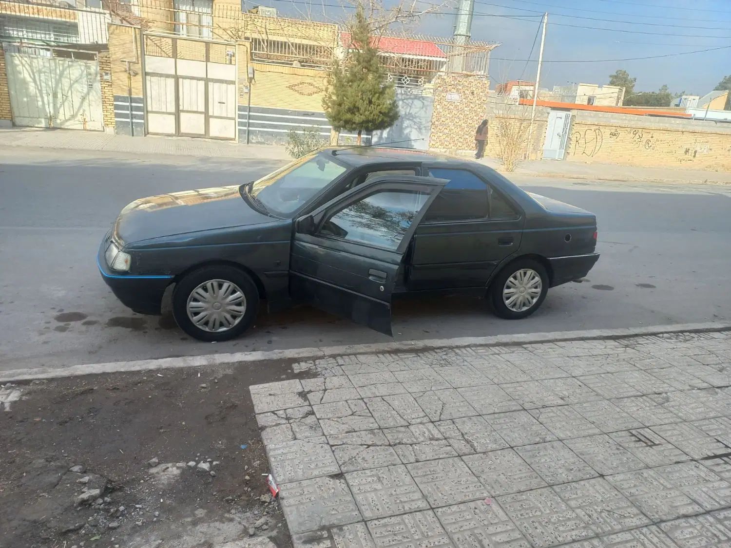 پژو 405 GLX - 1381