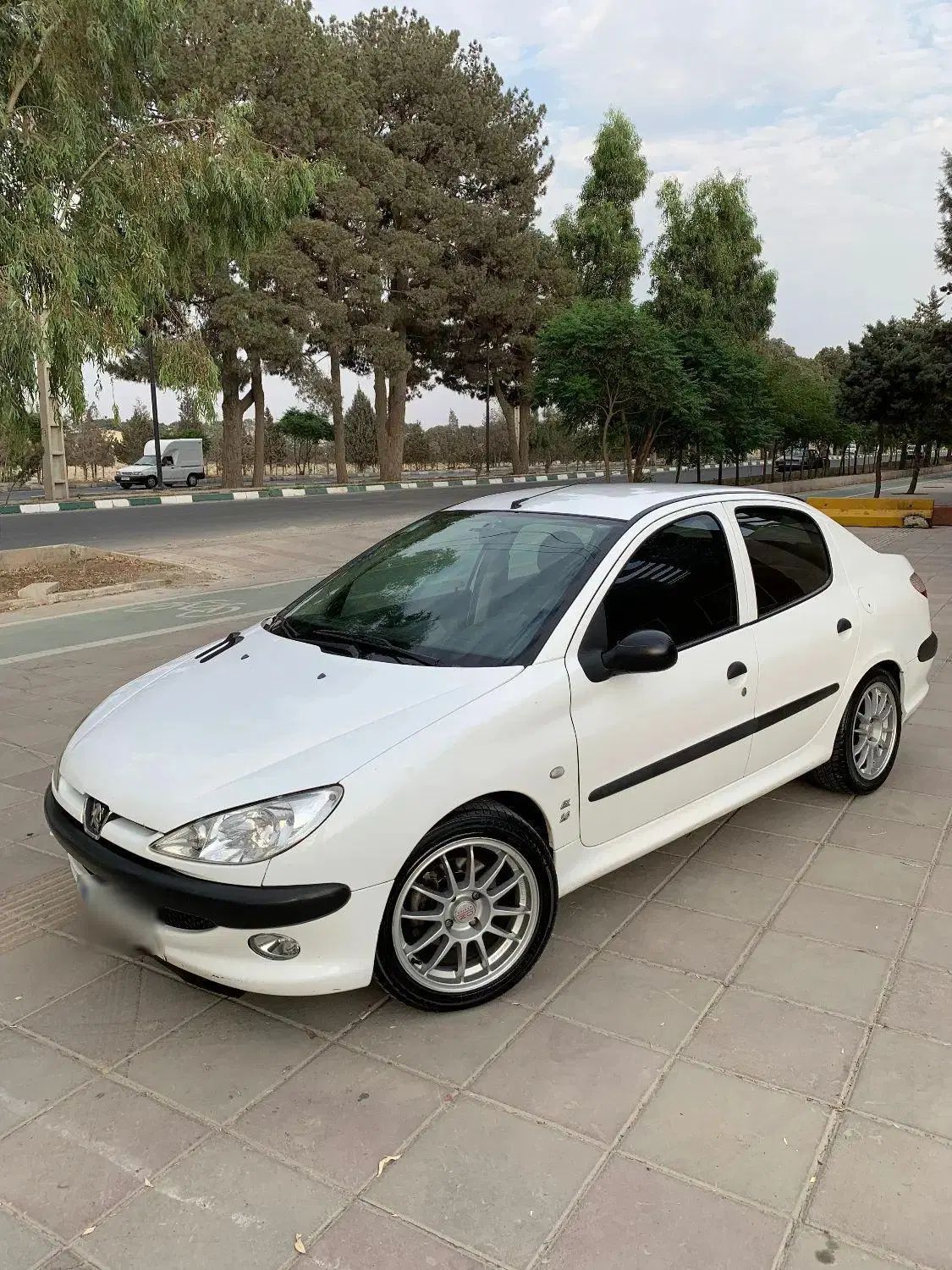 خودرو پژو، ۲۰۶ صندوق دار آگهی ann_19926936