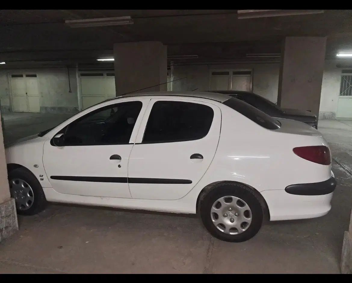 پژو ۲۰۶ صندوق دار v8 - 1399