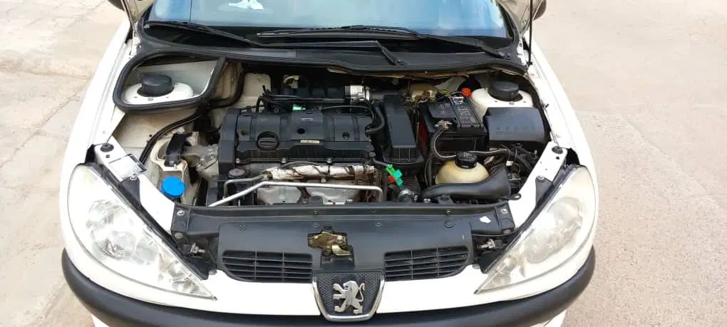 پژو ۲۰۶ صندوق دار v8 - 1396