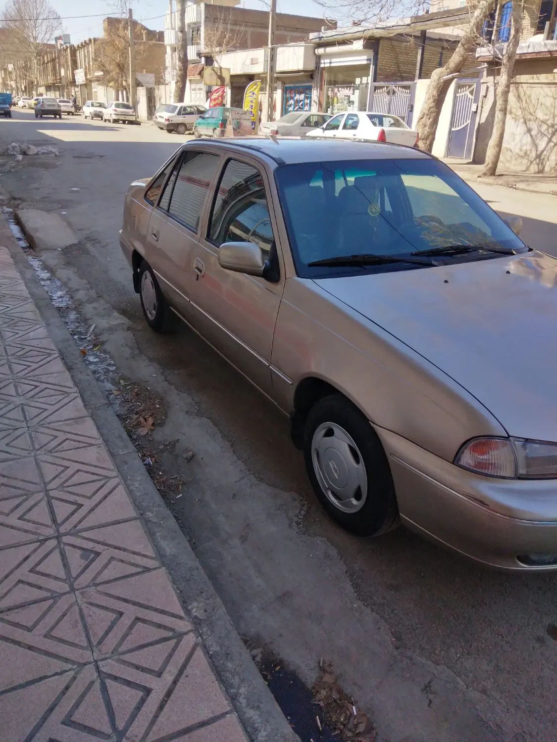 دوو سیلو سدان - 1378