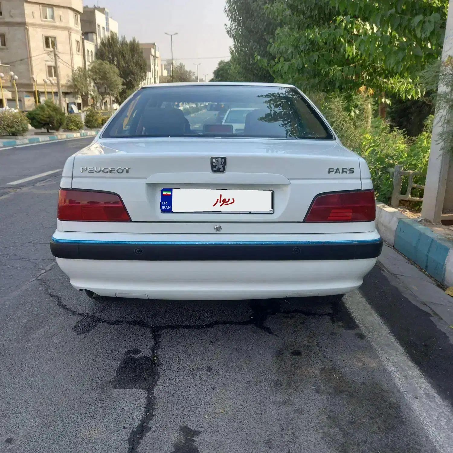 پژو پارس XU7P - 1402