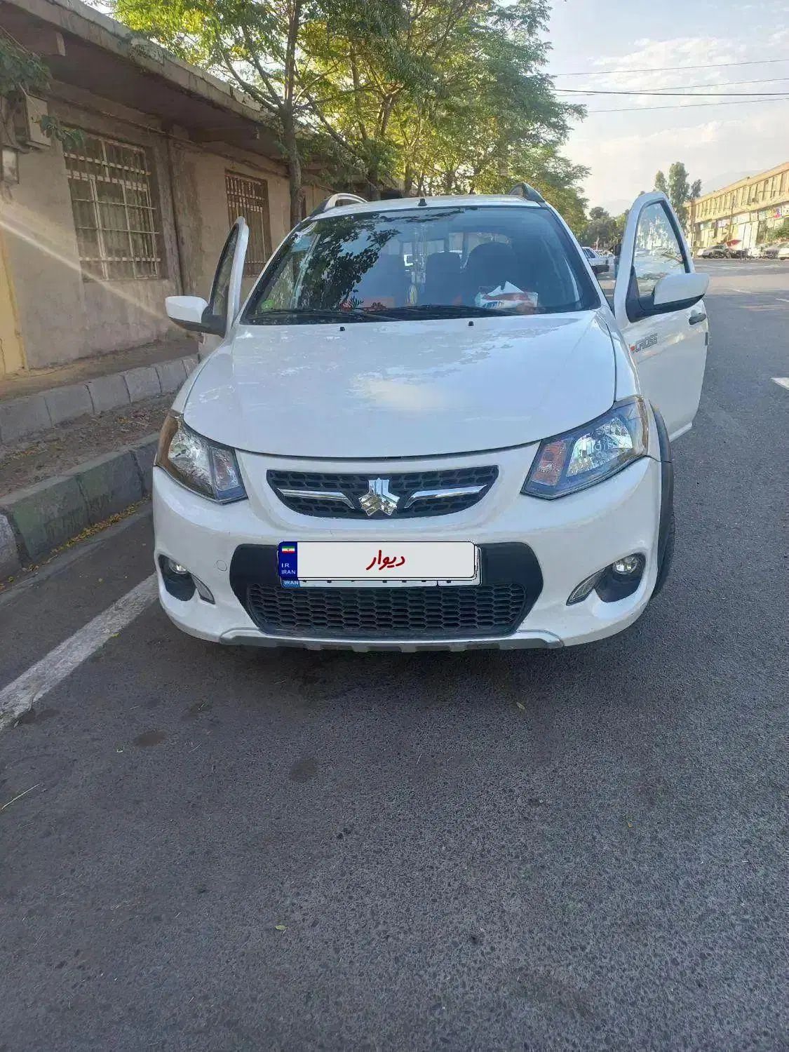 خودرو کوییک، معمولی آگهی ann_19927722