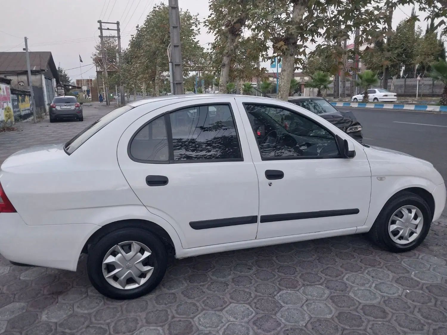 تیبا صندوق دار SX - 1393
