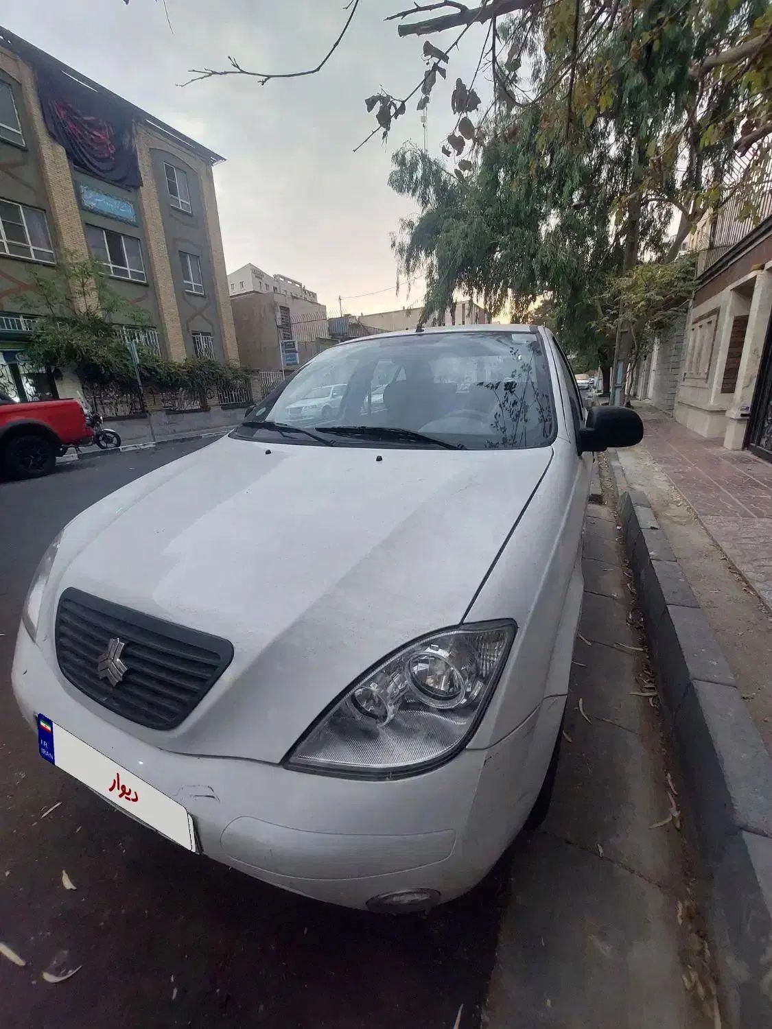 تیبا صندوق دار SX - 1400