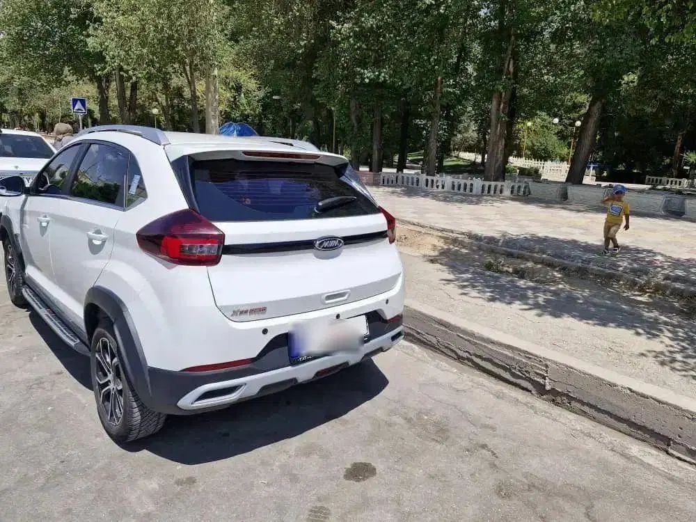 ام وی ام X22 پرو اتوماتیک اکسلنت - 1402