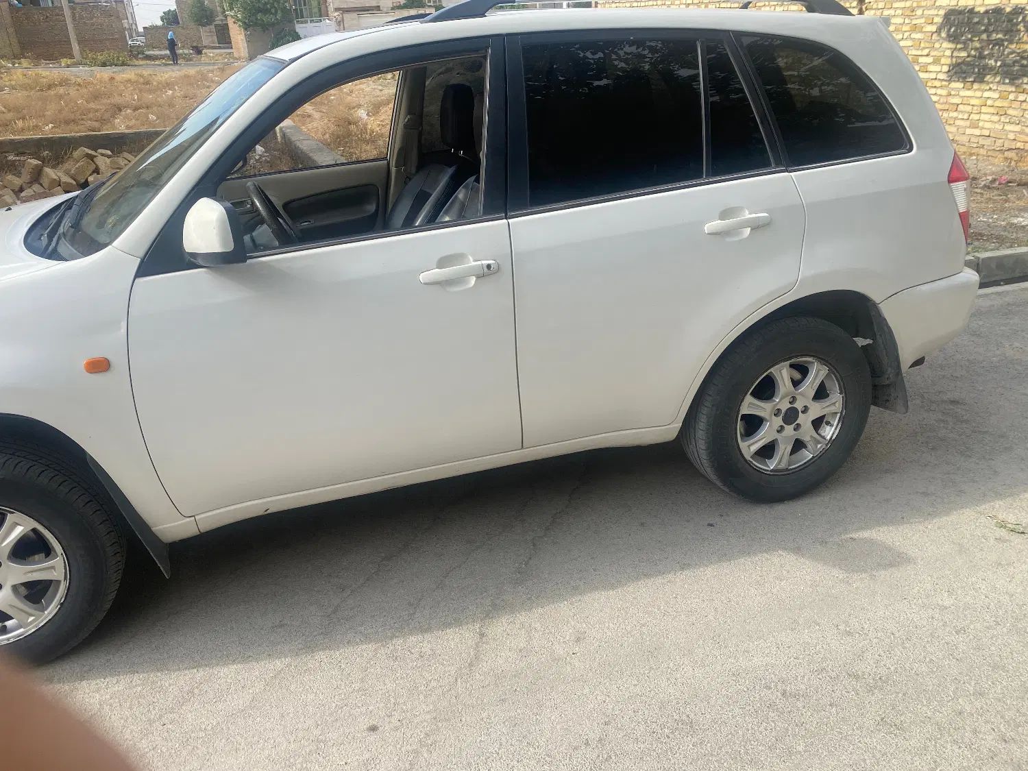 خودرو ام وی ام، X33 آگهی ann_19928615